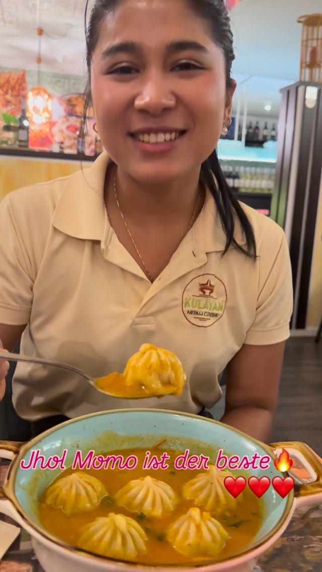 JHOL MOMO ist die beste Wahl bei dem Wetter 🔥❤️❤️❤️#nepalifood #momolover #messefrankfurt #frankfurt #frankfurtgehtaus