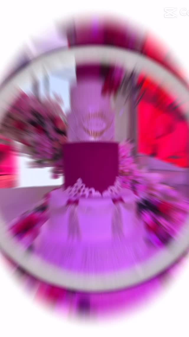 #dummyforrent #cakefuschia #cakes #quincecake #dummycake
