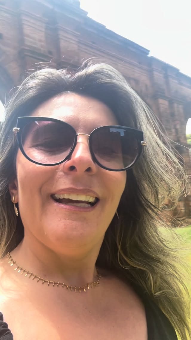 🎉 FELIZ ANO NOVO!
Estamos iniciando o ano com um passo importante: agora somos DIRETRIZ PERÍCIAS E CONSULTORIA.
Essa mudança reflete a nossa expansão e a ampliação do PORTFÓLIO, com atuação ainda mais completa em perícias e consultoria técnica.
✅ Quer entender como isso pode fortalecer seu processo ou sua decisão? Chame no direct.