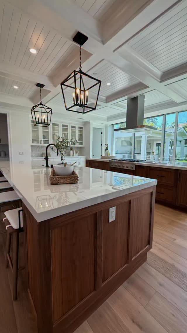 Every space tells a story, and we’re grateful to be part of so many this year.
Thank you to every client who trusted us in 2025
here’s to 2026! ✨
#kitchendesign #SanDiegoDesign #Kitchengoals #designinspiration