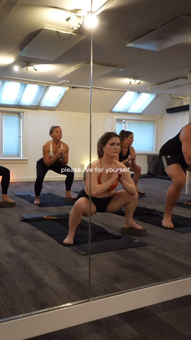 Guidance. Encouragement.
A laugh when it gets tough.
Our teachers are part of the community too 🫶
#YogaTeachers #SupportiveSpaces #GlasgowWellness #HotYogaCommunity #DamnHotYoga