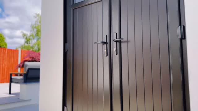 Now is the perfect time to start planning your landscaping projects ready for the summer months.
This video is from a landscaping project we completed last year, creating an outdoor space designed to be enjoyed properly once the warmer weather arrives.
Planning early allows time to design, programme and deliver the work without rushing, so everything is ready when you want to use it most. Patios, pergolas, seating areas and garden layouts all benefit from being thought through ahead of time.
If you’re considering upgrading your outdoor space this year, we’d love to help bring your ideas to life.
📞 07734 256314
📧 info@ecobuilders.green
🌐 www.ecobuilders.green
#EcoBuilders
#EssexBuilders
#LandscapingEssex
#GardenDesign
#OutdoorLiving