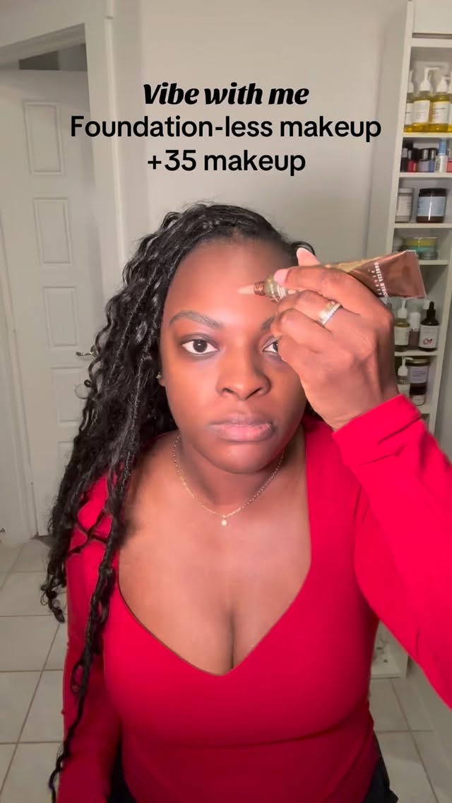 No lashes, no foundation, just a quick 20 min beat! I wouldn’t even say this is even my everyday makeup routine but definitely something I do when I want to look put together. #quickmakeup