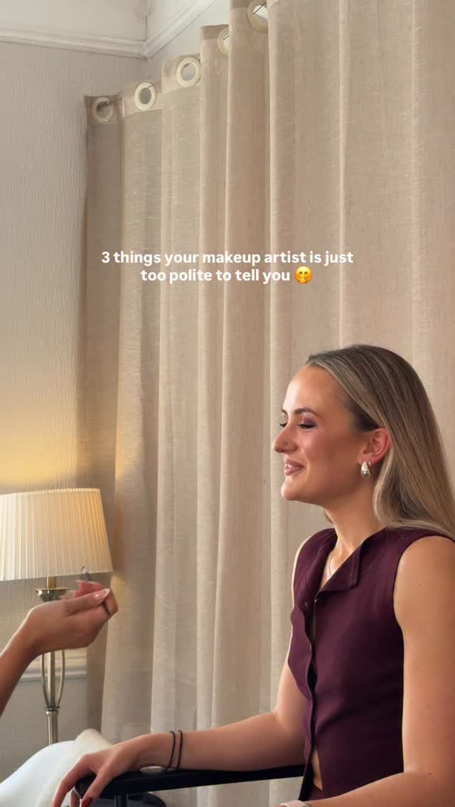 Ok here we go girlies…😅
1) I love a chit chat I really do, BUT please zip it when I’m doing anything precise! Aka your eyeliner, mascara or lips! Especially if you’ve just had a coffee 😅 (don’t worry I have mints 🤭)
2) Keep your face STILL when I’m applying setting spray!! If you even smile while it’s applying, you’re going to crease there! C’mon it’s common sense at this point.
3) Asking me for a look that I don’t think will truly suit you? My job isn’t to say yes - it’s to show you what’s going to look best on you. Trust me and you’ll be so happy you booked 🫡♥️
