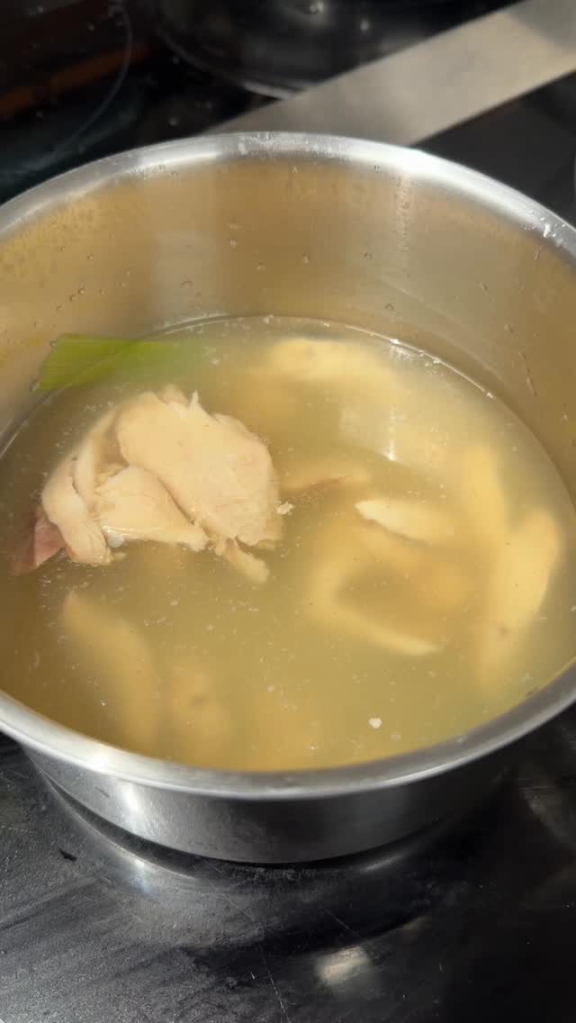 🍜🔥 NEW ON THE MENU: DAK-KALGUKSU 🔥🍜
Warm up with our Dak-Kalguksu – a comforting Korean chicken noodle soup made with slow-simmered chicken, fresh vegetables and soft handmade-style noodles 🤍
Served with a side of our homemade spicy sauce so you can add as much kick as you like 🌶️
Perfect for cold days, cosy lunches, and feel-good dinners.
Come try your new winter favourite at Oh My Kimchi 🇰🇷💚
📍 57/58 Blackboy Rd, Exeter
🌐 www.ohmy-kimchi.com
#DakKalguksu #KoreanSoup #ComfortFood #WinterWarmers #KoreanFoodExeter OhMyKimchi NoodleSoup WarmAndCosy