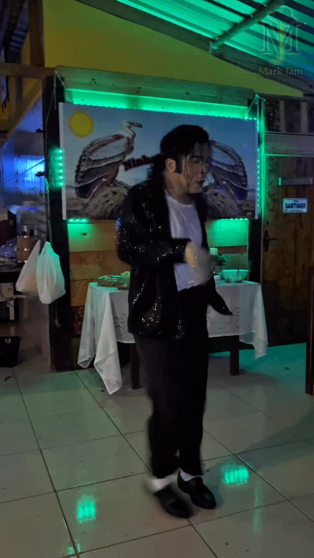 “Who will dance on the floor in the round…” 🔥🕺🏾