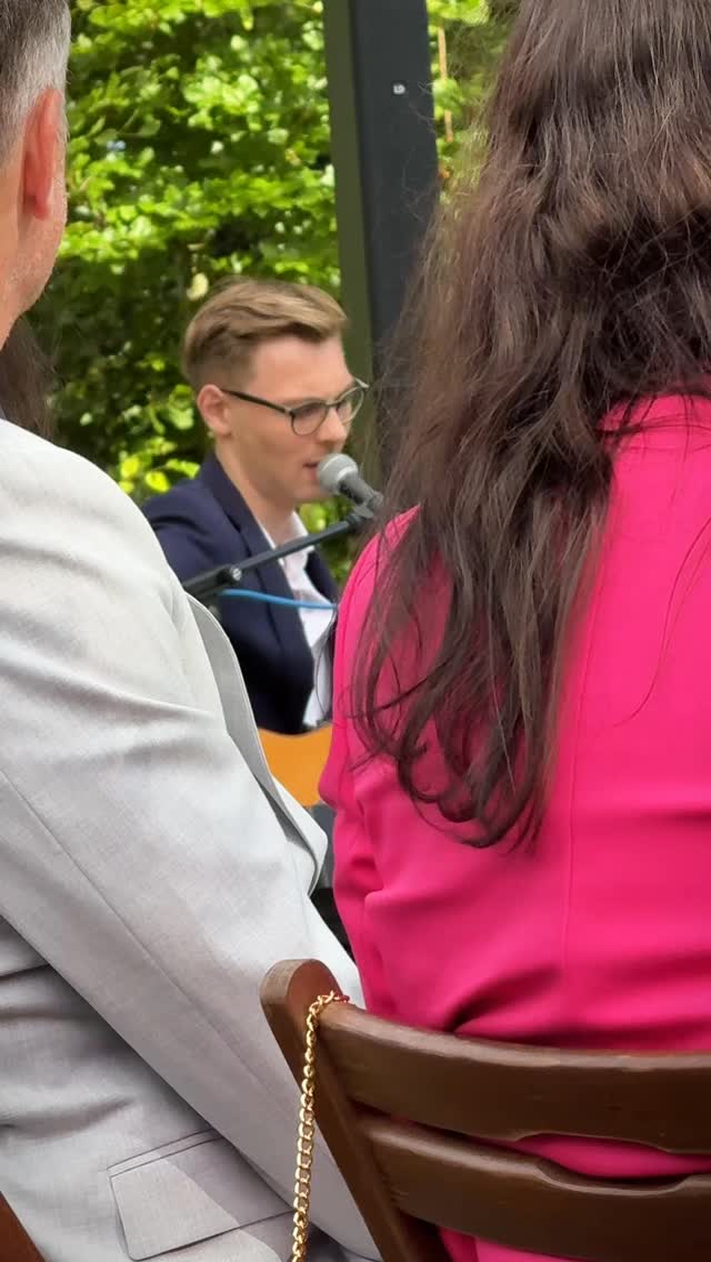 Ich lass dich nie los @thisisvoyce
#hochzeitssänger#freietrauung#sänger#hochzeit