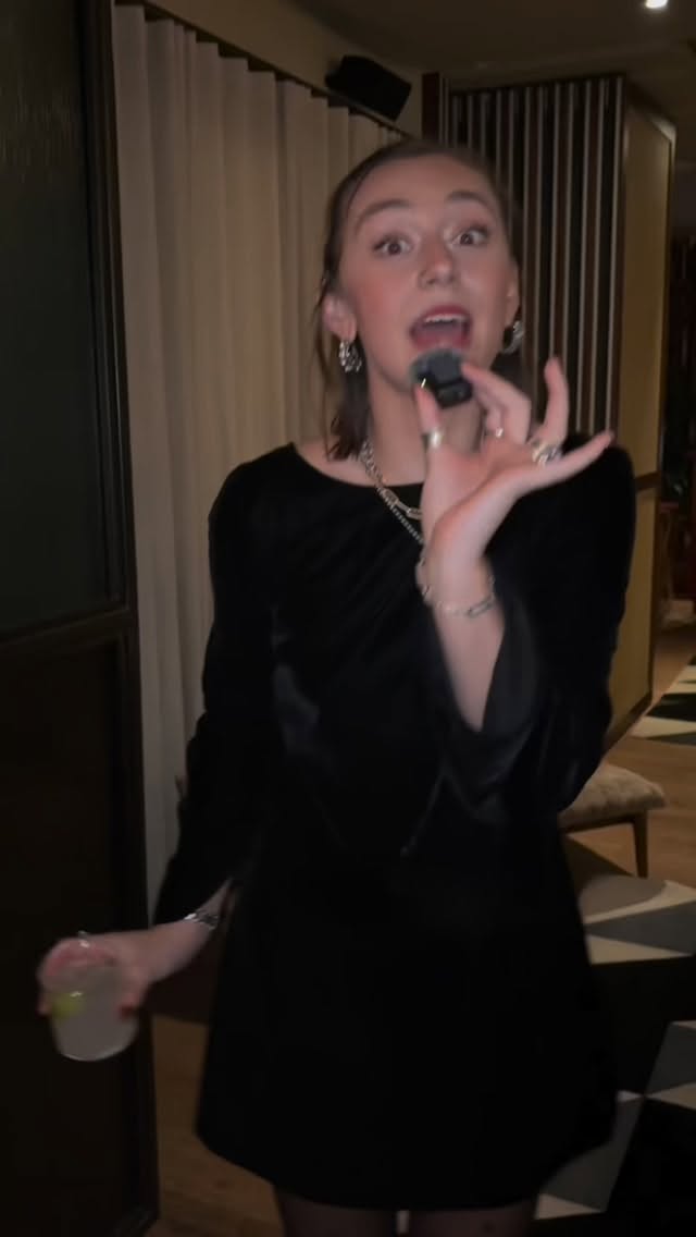 As we’re kicking off a new year, let’s take a look back at our London office Christmas party...
Not only do we work hard but we look good whilst doing it ⭐️