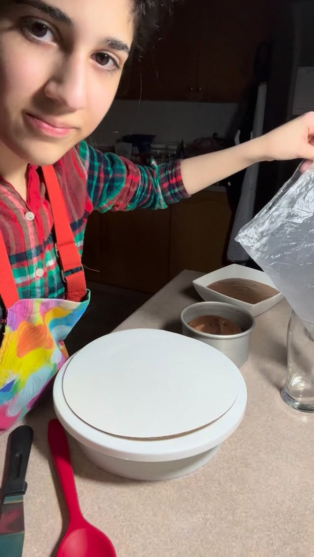 here’s a cake I made back in November! 💖
#bakingwithneekta #fyp #glutenfree #birthdaycake #teenentrepreneur