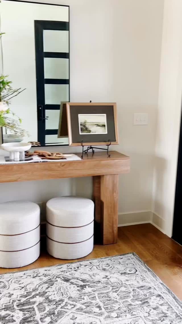 We are more than just a pillow fluff. Message me so we can talk about how staging leads to sales.
#homestaging #stagedtosell #ict #wichitarealestate