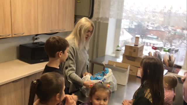 Новорічні вітання дітей ВПО!