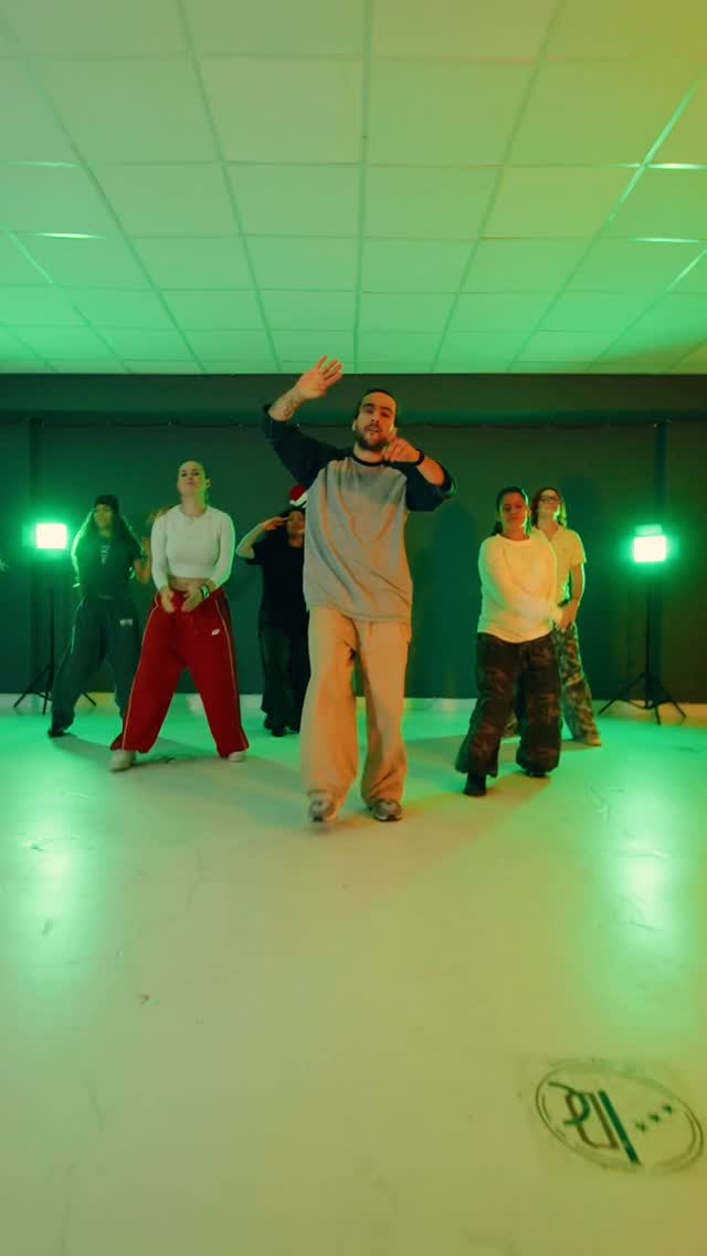 💥ROTATIVA CLASS💥
🧠: @adrianvelascohh
🎥: @bydonii