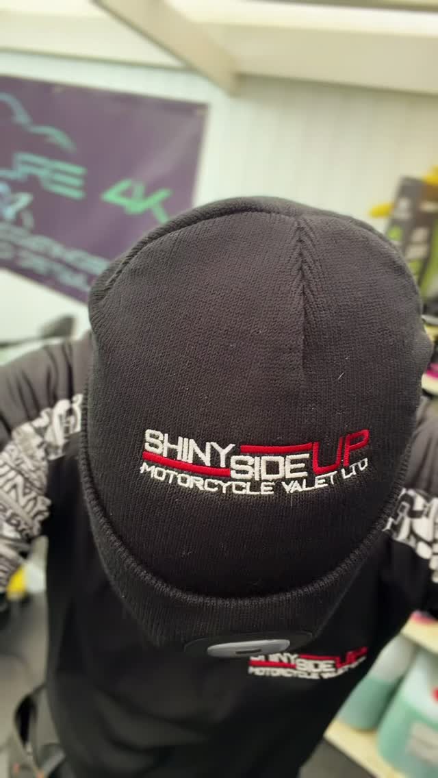 Good morning and we are back this week with where it all started - the detailing and ceramic costing services we offer - and what a beauty we have today!! This will receive the full works and some additional goodies as well!
#zx4rr #kawasakininja #ceramiccoating #shinysideup #bikedetailing