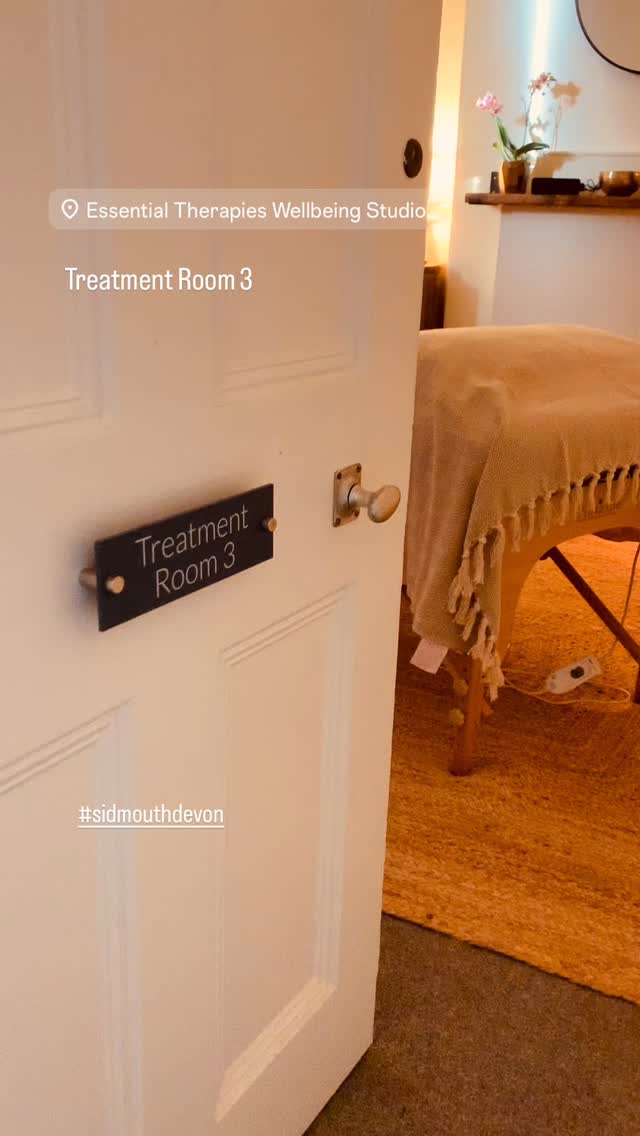 Over the past couple of months, we’ve been working away on renovations to our two new treatment rooms and we’re happy to share that Room 3 is now officially open ✨
Located at the back of the building, Room 3 is a quiet and cosy space dedicated to massage and bodywork therapies.
Room 3
Holistic Massage with Nathalie - Wednesdays, Thursdays, and some Saturdays.
Next available appointments with Nathalie:
January 22nd at 2pm or 28th at 11:30am
Reflexology with Wendy - Fridays.
January 16th at 5pm or 23rd at 12pm
Currently 20%off for your first appointment
www.essential-therapies.co.uk
#sidmouth #devon #eastdevon #treatmentroom #therapyrooms #reflexology #devonreflexology