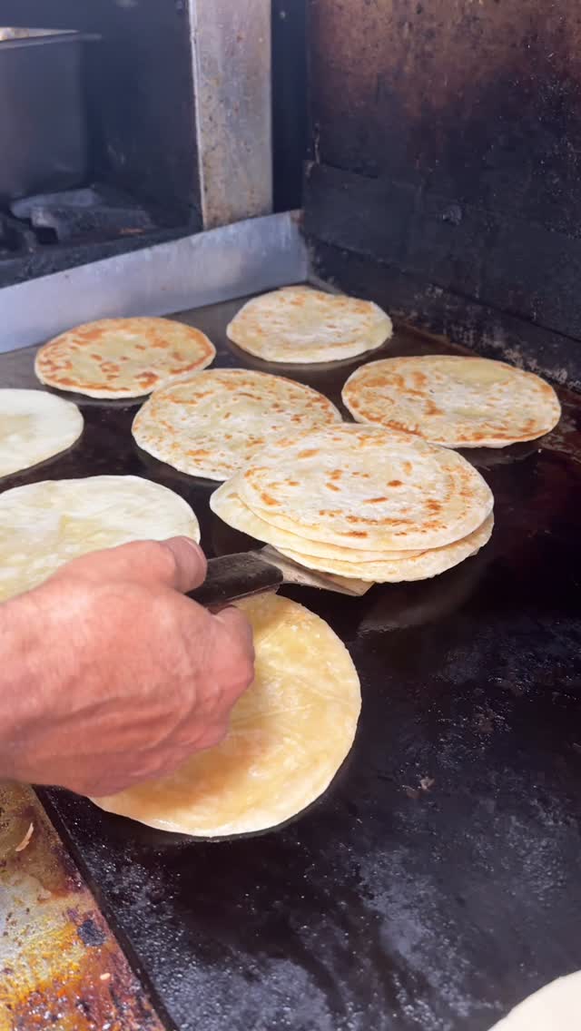 Best Butter Chicken Wraps @baazigar.ca
#halalfood #openlate #toronto #butterchickencurry #torontoeats