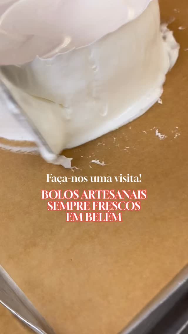 Quem é que ainda não conhece a nossa loja? Estamos em 📍Belém, muito perto do CCB e do Mosteiro dos Jerónimos! Fazemos bolos por encomenda, mas também temos todos os dias bolos frescos para take-away até esgotarem!! Venha daí!