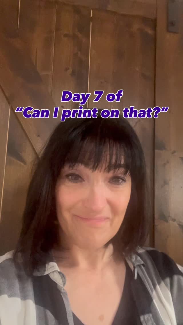 Don’t go breaking’ my TART. 🤣🤦♀️
Today’s adventure and edible printing is all about pop tarts!
I love playing around with different medium, and also love to bring a little snarky twist to my treats.
Stay tuned for more edible printing adventures.
#snarkysweetcakechick #icingimagesblueprinters #snarkysweetedibleswag #edibleimages