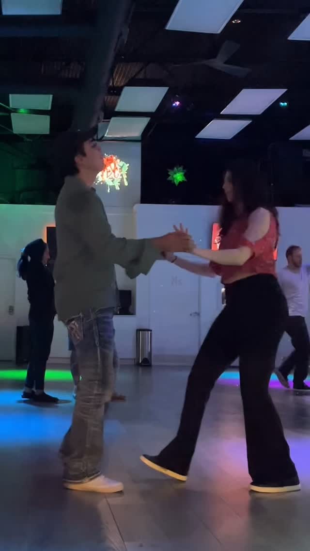 The first day of 2026 started like this and I’m not mad about it 😅🙏💃🏻
My Zouk journey started in 2023 and it has been such a boost in my life.
It’s given me community, growth, somewhere to be on the weekends, and a way to connect and express myself during a tumultuous chapter.
In 2026 I am leveling up my Zouk skills to open up a deeper level of expression and ability..and FUN! 🤩
🕺🏻 @cesar.martiz.5 has been an amazing partner to learn and grow with, I’m so grateful and so excited to see the progress continue week after week!
#zoukjourney #zouksocial #brazilianzoukdance #bebadatsomethingnew #expressionistart