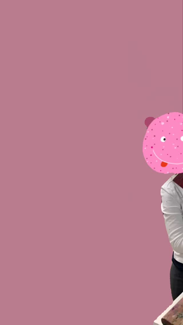 Steht der nächste Geburtstag an und du hast noch keine Idee was du mit der Rasselbande anstellen sollst? Wie wär’s diesmal mit einem kreativen Nachmittag im Siebdruck Studio. Hier können sich die Kids mit Rakel und Farben ausprobieren und haben am Ende gleich tolle Erinnerungen an den Geburtstag zum mit nach Hause nehmen. Im Laden ist genug Platz um ein kleines Picknick, Kuchen und Snacks aufzubauen und es sich während des Workshops gemütlich zu machen.
Meldet euch gern und wir planen gemeinsam einen unvergesslichen Geburtstags-Workshop!
|
#siebdruck #diy #jena #kindergeburtstagjena #selbermachen #jenaparadies #workshop #juliusmaximus