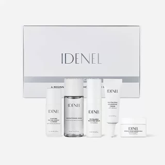 The IDENEL 7-Day Beginner Kit delivers a structured, results-driven routine designed to reset, refine and strengthen the skin barrier within one week.
Each formula is crafted using IDENEL’s advanced South Korean biotechnology.
This kit is suitable for all skin types and is specifically designed for clients beginning their IDENEL journey or preparing their skin for professional in-clinic treatments.
What’s Included
Purifying Enzyme Powder Cleanser
A water-activated enzyme cleanser that gently exfoliates, lifts impurities and prepares the skin without disrupting its natural balance.
Brightening Skin Toner
A refining, hydrating toner that smooths texture, supports clarity and enhances absorption of subsequent products.
Revitalizing Boosting Serum
A peptide-rich serum designed to energise the skin, improve luminosity and support early ageing concerns.
Revitalizing Nourishing Cream
A barrier-strengthening cream that delivers concentrated nourishment to restore softness, resilience and overall skin health.
Intensive Repair Locking Cream
A deeply replenishing cream that seals in moisture, supports repair and reinforces the skin barrier for lasting hydration.
How To Use
Follow the guided routine printed inside your kit:
Day 1–7:
Cleanse with Purifying Enzyme Powder Cleanser
Apply Brightening Skin Toner
Layer Revitalizing Boosting Serum
Every three days, follow with Revitalizing Nourishing Cream
Complete the routine with Intensive Repair Locking Cream
Who It’s For
Ideal for clients who are:
• New to IDENEL
• Great travel sizes
• Experiencing dullness, uneven texture or compromised barrier function
• Wanting a structured, dermatologist-developed routine
• Seeking visible improvement with a minimal, clinical system
• Needing a travel-friendly skincare solution
What To Expect After 7 Days
Skin that appears:
• clearer
• brighter
• smoother
• more hydrated
• visibly balanced
• strengthened through barrier support
The Perfect Introduction To Idenel
It delivers a precise combination of exfoliation, hydration and nourishment, all essential to achieving IDENEL’s signature refined, radiant skin quality.
#idenel #peptaxel #altumpeptide #glassifier