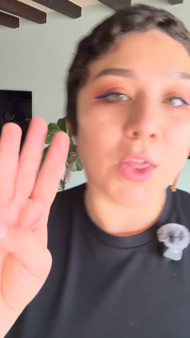 Three food and restaurant trends that drive me crazy!
These are all in good fun, but I have noticed them and have opinions so I’m sharing them! Owning and running a restaurant is so much more than these little things I mention in the video, so props to the people who take on that task. It’s easy for me to complain about the little things from my house 😂
#food #funny #amsterdam #foodtrends #foodie