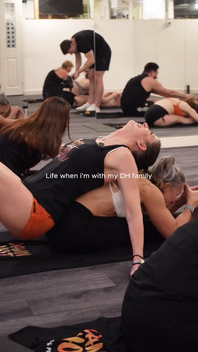 This isn’t just a class.
It’s hellos at the door.
Shared glances in the mirror.
Laughing about how hot it is 🔥
Welcome to Damn Hot.
#DamnHotYoga #YogaCommunity #GlasgowYoga #GlasgowWellness #HotYogaLife FindYourPeople SweatTogether
