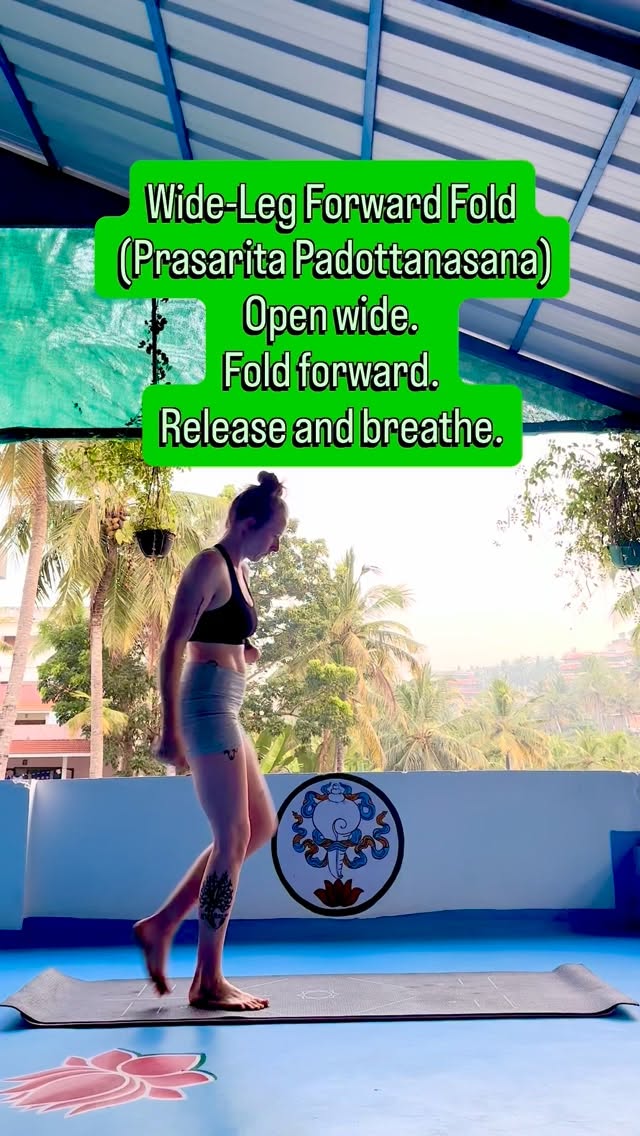 Day 8 of 31 days of yoga 🧘♀️
Prasarita Padottanasana stretches the hamstrings, inner thighs, and spine while calming the mind.
This pose encourages grounding, lengthens the back, and releases tension, helping you find calm and clarity.
Stand wide, fold deep, and let go.
#2026 #challenge #fyp #forwardfold #yoga