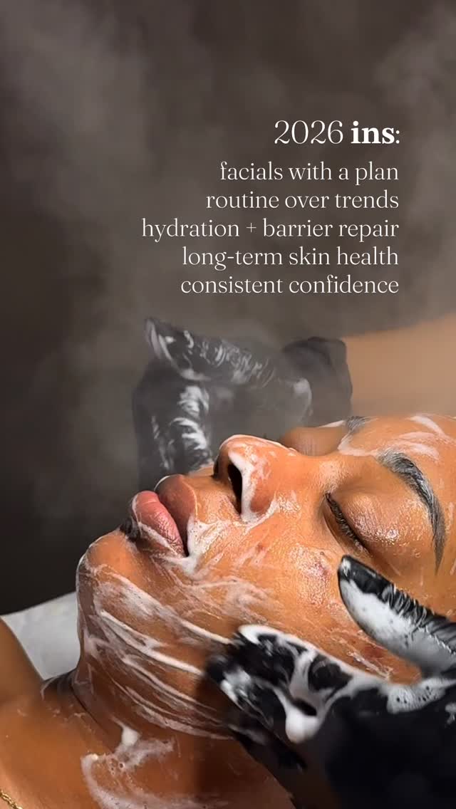 2026 𝐢𝐧𝐬✨
skin that looks healthy before makeup
barrier-first treatments
safe corrective facials
intentional exfoliation
glass skin that’s earned, not filtered
consistent routines over complicated ones
professional treatments > viral skincare
listening to your estheticians 💜
At @dewglowskin we believe real results come from strategy, consistency, and skin renewal done correctly—not trends.
Healthy skin will always be in.
Ready to start your skin renewal journey?
📲🗓️Book your 𝑵𝒆𝒘 𝑪𝒍𝒊𝒆𝒏𝒕 𝑪𝒐𝒏𝒔𝒖𝒍𝒕+𝑭𝒂𝒄𝒊𝒂𝒍 link in bio.
.
.
#glowresponsibly #snellville #acne #facial #atlfacials