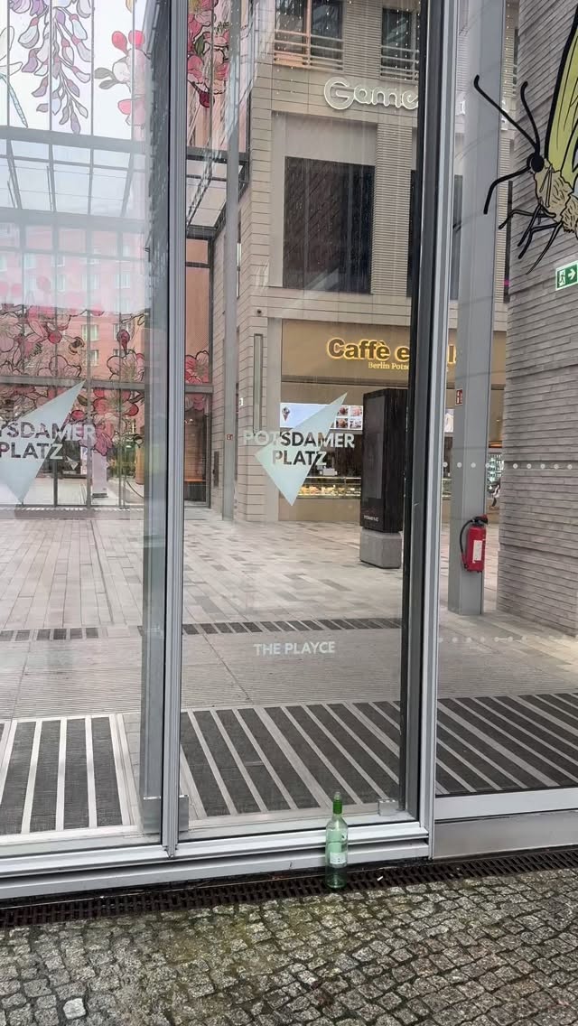 Ještě od komory, sklepa, na dvorek, dodávky 😏🤌