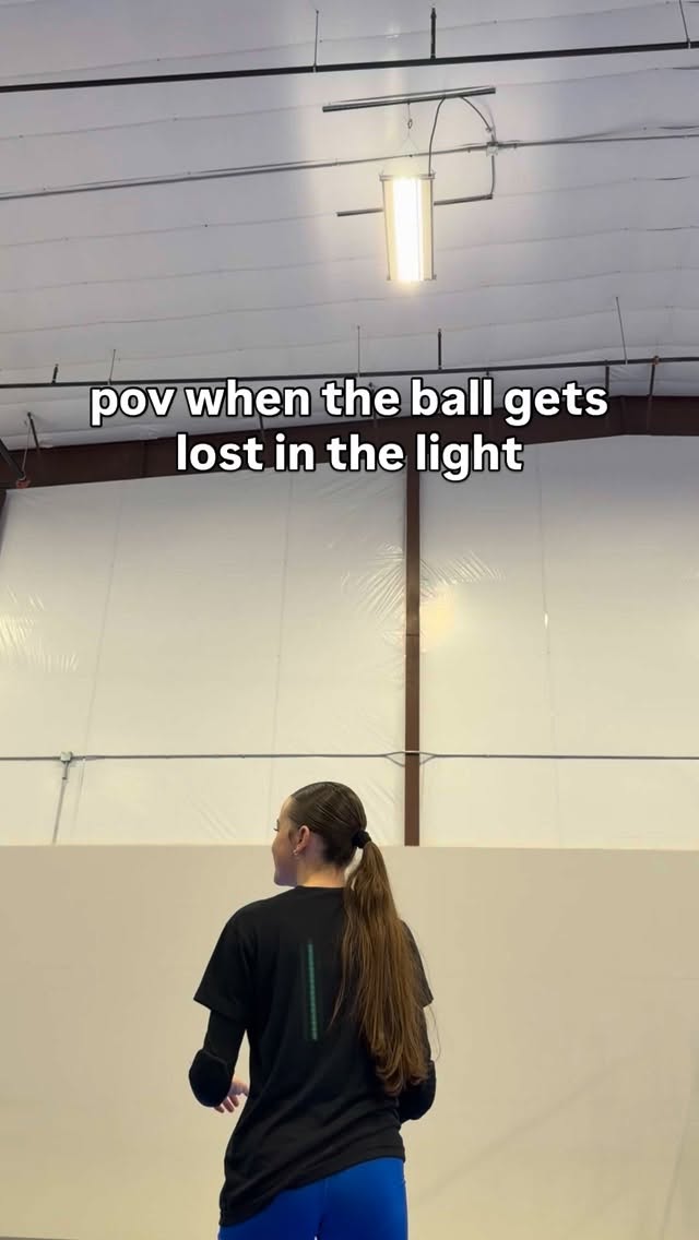 Relatable 💔😂😅
Has this ever happened to you?
#volleyball #fyp #pov #funnyreels #viral #makeviralvideo #foryou