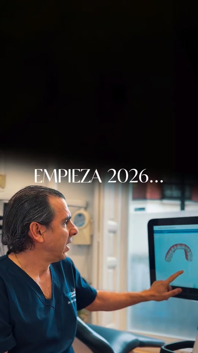 ✨ Empieza 2026 sonriendo ✨
Enero ya ha empezado y con él, los buenos propósitos.
Cuidar tu sonrisa, sentirte mejor al sonreír, hacerte por fin ese tratamiento que llevas tiempo pensando…
En Coppel Dental te ayudamos a mejorar tu sonrisa de forma personalizada y natural.
Este puede ser el año en el que te mires al espejo y sonrías con más confianza.
📅 Pide tu cita y empieza 2026 con tu mejor sonrisa.