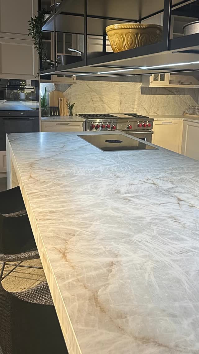 Our Atlas Plan Crystal White porcelain slabs take centre stage at the @knebelkitchens showroom in Sydney.
From kitchen islands and bench tops to wall appliances and furniture - the versatility of our Italian porcelain is endless.
#kitchendesign #porcelainbenchtops #architecturalsurfaces