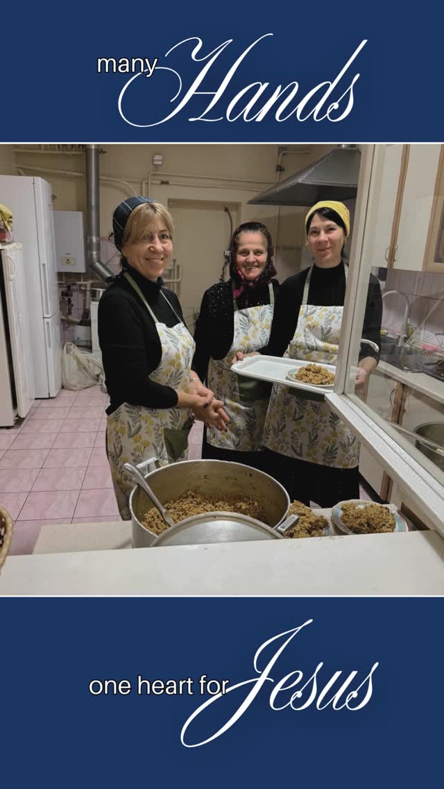 When we come together, no one has to go hungry. 💛
Hands serving, hearts united, and hope shared—this is what community looks like.
#CommunityInAction #FeedTheHungry #FightHunger #ManyHandsOneMission #NeighborsHelpingNeighbors
#ServeTogether #CompassionInAction #HopeInAction #FoodForAll
#ServeLocal #NonprofitLife #LoveInAction