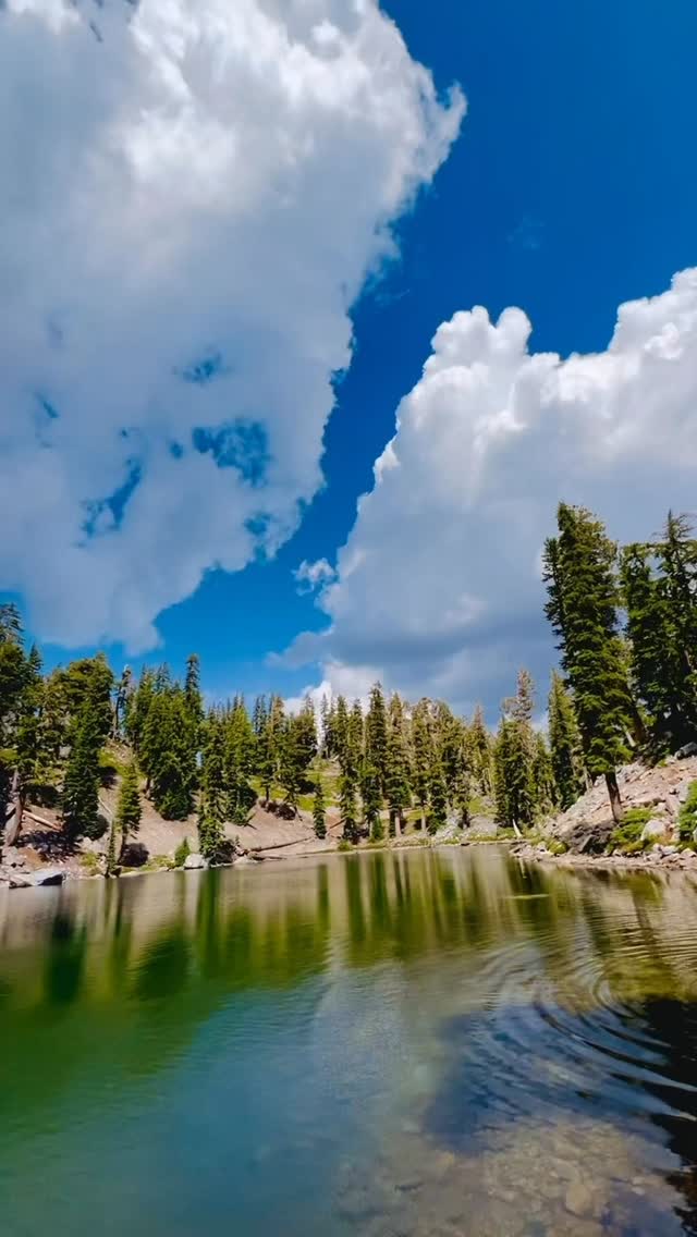 What hides beneath the surface of these pristine mountain lakes never disappoints. We love Lassen Volcanic National Park, it’s a total hidden gem. Great hiking, beautiful lakes, and volcano stuff! ⛰️🌋🌲 #nationalpark #underwater #mountains #rvlife #lassenvolcanicnationalpark