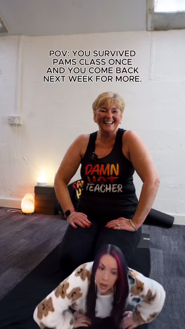 Different lives.
Same room.
Same heat.
Same “why do we do this again?” feeling 😂
And somehow… we love it.
#HotYogaGlasgow #YogaTogether #SharedExperience #WellnessCommunity #MoveTogether DamnHot