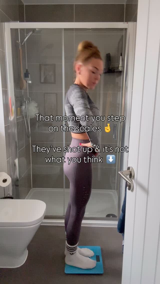 If the scales have gone up, here’s why 👇
Let’s be honest, January hits a bit different…
Different foods, sleep can change, more movement starts, more stress from new routines, food habits still not regulated …
The scale often goes up — not necessarily because you’ve gained body fat, but because your body is holding:
• Extra water (from carbs, salt, alcohol - esp after weekend)
• More food volume
• Bloating or slower digestion
• Sore or swollen muscles if you’ve just started moving again
• Inflammation from hormonal shifts, stress and poor sleep
All very normal.
All temporary.
This is exactly why January isn’t about punishment or extremes.
What helps right now 👇
💧 Hydrating
💪 Regular workouts (don’t go crazy)
🧠 Calming your nervous system
📸 Using photos + measurements instead of obsessing over the scale
🥘 Eating nutritious food regularly
🧁 Reducing sugar
That’s also why my short, at-home workouts work so well right now -
they help reduce bloating, get digestion moving, flush out water retention, rebuild routine, balance hormones (esp cortisol) and strengthen your core without overwhelming your body.
No all-or-nothing.
No “make up for December”.
Just a simple place to restart 🤍
Who needed to hear this today?? 🙋♀️
Join my online membership anytime and make a start 💖
Hit the link in my bio for a chance to grab a spot on the next RESET program ☺️👀
#katesmumfitclub #weightlosstipsforwomen