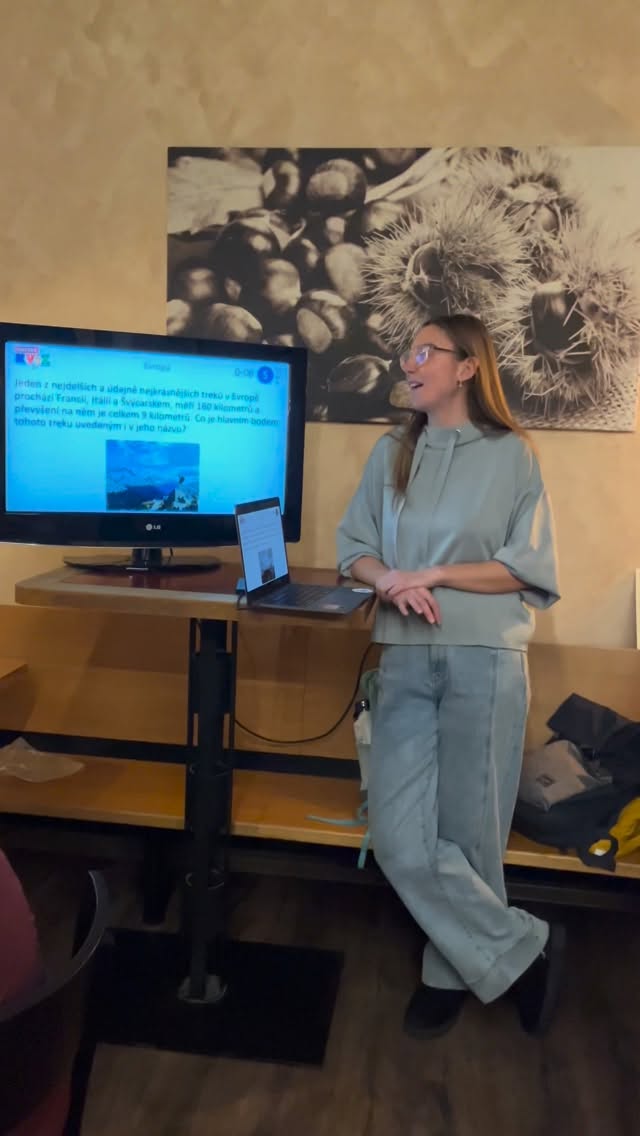 Vědomosti, smích a dobrá nálada. Tohle je náš pubkvíz! 🧠🍻Dnes v Kaštanu poprvé🤓
Je Vám líto, že jste nemohli být u toho? Nezoufejte! Chytrý kvíz je teď v Kaštanu každé liché úterý! 🤩🎉
❗️Vidíme se zase 27. ledna v 19 hodin! Už máte svůj tým?
#kastan #pubkviz