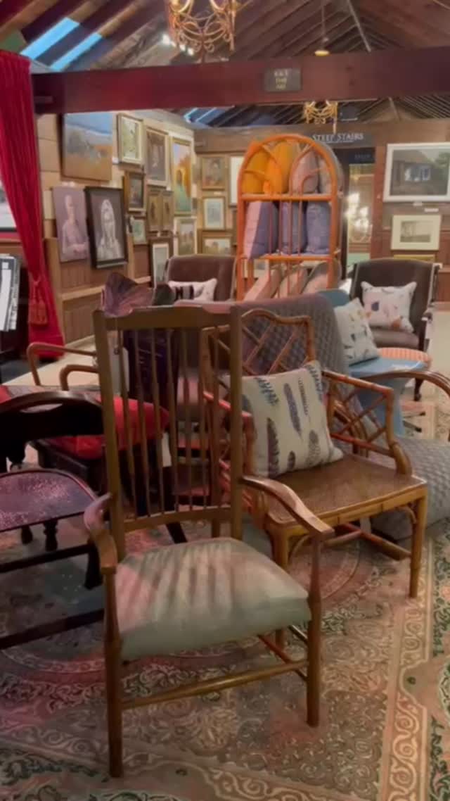 David from @dmcnultyupholstery is a highly skilled upholsterer who brings new life to classic pieces with beautiful fabrics and expert craftsmanship. He has a keen eye for beautiful vintage chairs and makes wonderful cushions to compliment the look.
Just a heads-up… it’s a bit like musical chairs up in The Loft – be quick or your favourite will be gone! 🎶🪑
www.theantiquevillage.co.uk
#chairsofinsta #chair #upholstered #upholsteredchairs #chairlove