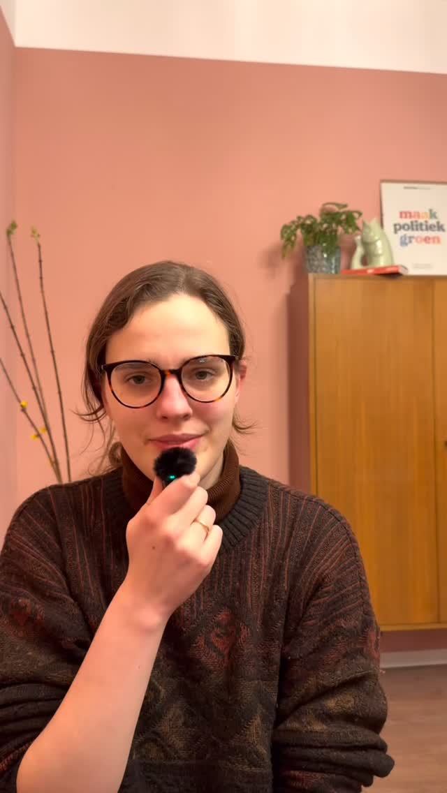 ‚Die Grüüüüünen kürzen gern an Hochschulen‘ Wirklich? 🤔
Kurzer Nachtrag zum im Dezember verabschiedeten Haushalt. Fakt ist: Der Berliner Senat hat inzwischen gekürzte Hochschulverträge und die damit verbundenen Kürzungen durchgesetzt. Und das ohne rechtliche Grundlage für eine Nachverhandlung. Gutachten sagen sogar, das Verhalten des Senats ist ein Eingriff in die Wissenschaftsfreiheit.
Wir Grüne stehen für verlässliche Haushaltsführung statt ungedeckter Checks.
Denn diese Kürzungen entstehen vor allem durch eine richtig schlechte Politik.
#Unkürzbar #berlin #Wissenschaft #Bildung