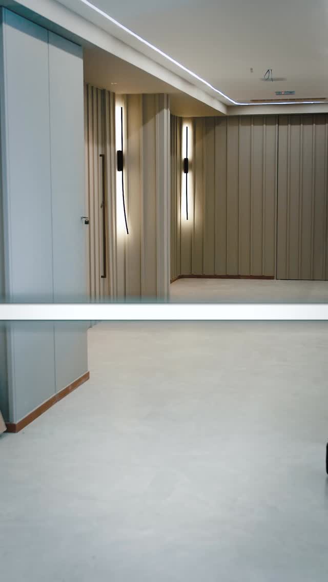 VENNA
A medicina vascular em Fortaleza vai viver um novo momento.
Na Avenida Dom Luís, inauguraremos a Venna, uma clínica pensada nos mínimos detalhes para unir tecnologia, precisão e cuidado.
▪️ 5 consultórios equipados com ultrassom com Doppler, permitindo avaliação completa no momento da consulta
▪️ 2 salas de fleboestética com tecnologias avançadas para o tratamento das varizes
▪️ Centro cirúrgico próprio, com tecnologia de ponta
▪️ Endolaser para o tratamento minimamente invasivo da veia safena e veias varicosas
Tudo em um só lugar.
Tudo no tempo certo da sua saúde.
Em breve.
📍 Harmony • Avenida Dom Luís
.
.
.
.
.
.
#Venna #medicinavascular #angiologia #cirurgiavascular #varizes #endolaser #doppler #ultrassomdoppler #fleboestetica #medicinamoderna #saudevascular #fortaleza #avenidadomluis