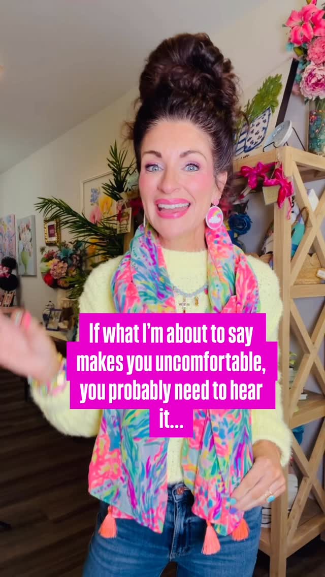 Over the years it becomes engrained in us that we need to feel confident before we act.
Before we wear the outfit.
Before we take up space.
Before we change anything and use our voice.
But confidence doesn’t come first.
Action does.
Getting dressed is one of the fastest ways to shift your energy, your posture, your presence and the way you move through the world.
You don’t wait to feel like her.
You show up like her… and the feeling follows. The magic sparks. ✨
If this hits home, it’s because you’re ready to stop waiting and start becoming.
🎉🌈My transformation guide on style, color & identity alignment is coming soon, join the waitlist in my bio!