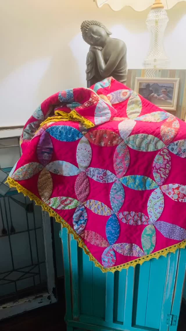 Okay, so I finally got the crocheted done on the edge of the fabulous quilt.
Pattern by Elsie gray.
I put it around the house and it has a spot now on my grandma’s chair in my bedroom .
So now I think it’s time to celebrate and have a wine . 🩷🩷🩷
Wish me luck xoxo
#quiltingfabric #quilting #terracegirls21 #smallbusiness #tilda