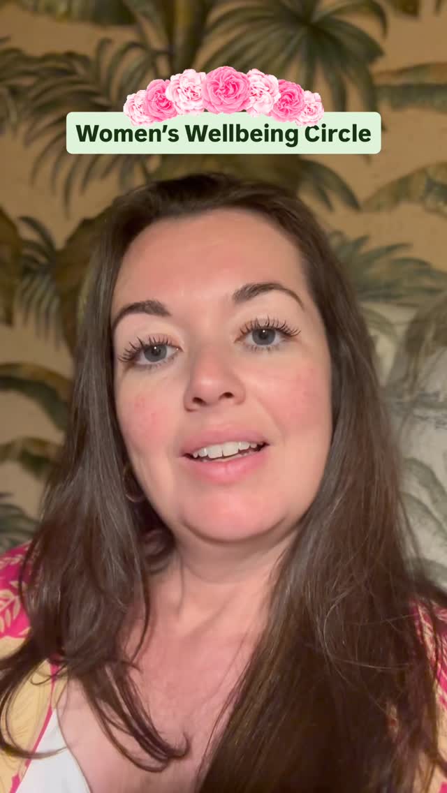 💚 A circle. A safe space for yourself amongst others.
💚 Our Green Heart Women’s Wellbeing Circle is a space for connection, reflection, and grounded wellbeing.
Blending positive psychology, seasonal wisdom, and feminine archetypes, each circle invites you to slow down, reconnect with your strengths, and be held in community.
💚 This is science with heart.
💚 This is soul with structure.
💚 This is women gathering as they are.
💚 Limited spaces | In person, Dubai
DM for flyer and booking
#positivepsychology #greenheartwellbeing #positivepsychologycoach #womensgroupdubai @thenatureescapes