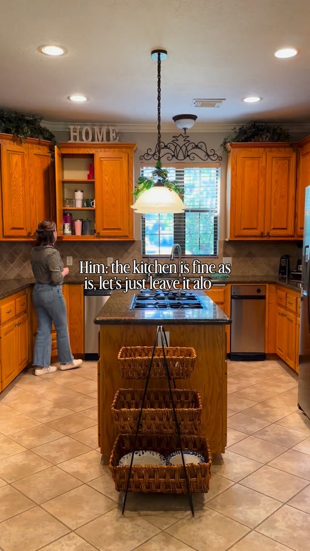 You’ll probably disagree with us on this…
but “fine” isn’t the goal.
So many people live in spaces that are just… fine. The kitchen works. Nothing’s broken. It does the job.
But that doesn’t mean it feels good to be in.
This kitchen was very 90s and very dated, but the bigger thing was that it didn’t make our client happy. She wanted warmth. Character. A space that felt romantic and inviting and made her smile every time she walked in.
Now it feels layered, lived-in, and full of charm. The kind of kitchen you want to linger in. One that actually feels like home.
You’re not dramatic for wanting more than “fine.” You’re allowed to want spaces that make you happy.
If you love kitchens with warmth, character, and soul, you’re in the right place 🫶