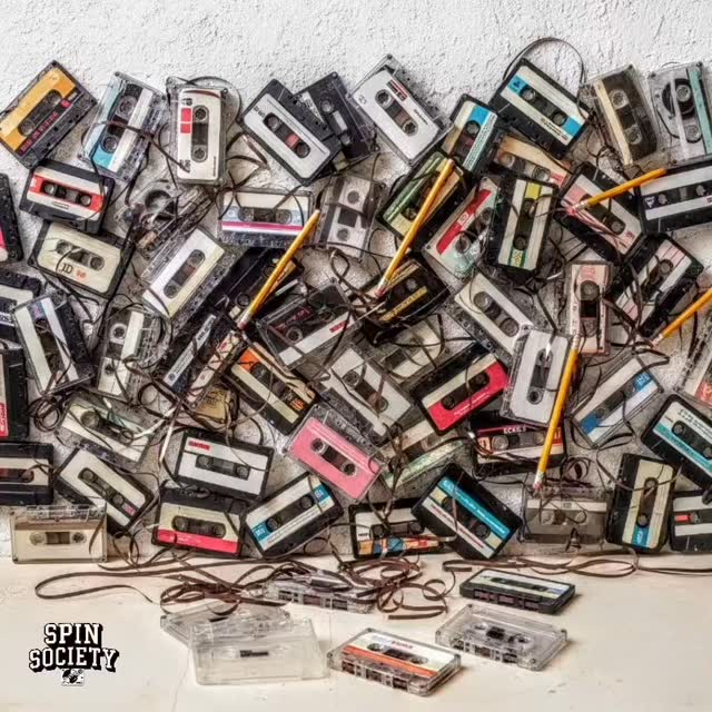 🔥 #MixtapeMondays 🔥
Today we’re taking it back to January 2013 when Harlem’s own Vado dropped the third installment of his iconic Slime Flu series.
As the protégé of Cam'ron, Vado carried the torch for the Dipset era during the early 2010s. Slime Flu 3 is a masterclass in gritty, New York street rap, blending 90s-inspired lyricism with that unmistakable Harlem swagger. It remains a standout project from a time when mixtapes truly ruled the streets and defined the culture.
Were you bumping this when it dropped? What’s your favorite track off the tape? 👇
#Vado #SlimeFlu3 #mixtapemondays #spinsocietydjapparel