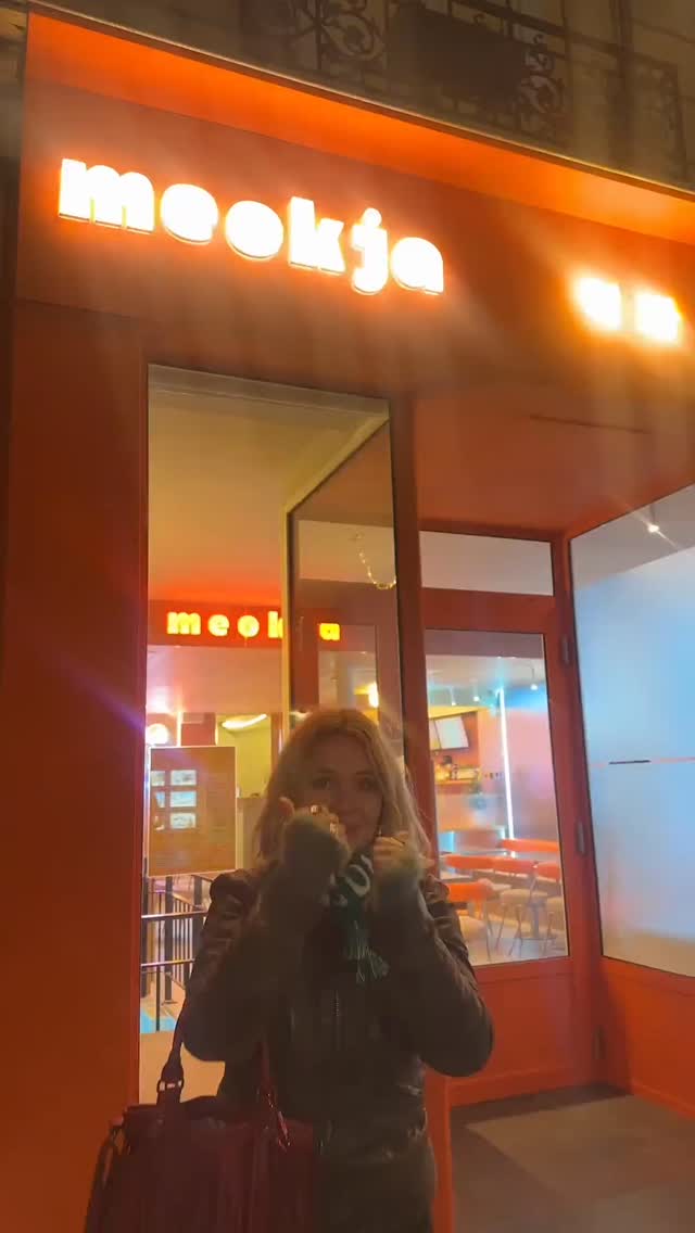 Meokja, là où la street food coréenne prend tout son sens 🇰🇷🔥
🍔 Bulgogi Smash Burger & poulet frit coréen
📍354B rue de Vaugirard, 75015 Paris
⏰ Ouvert du Lundi au Dimanche 11h30-22h30
#smashburger #parisfood #food #burger #chicken