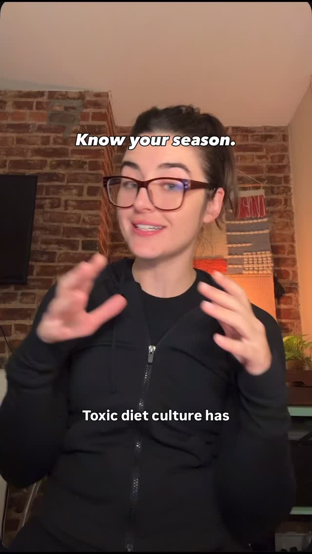 ATTN: Busy B*tches ready to feel in control of their workout grind...
If you feel like getting any consistency in your fitness or nutrition is impossible it’s probably because you’re trying to check every box perfectly and hold yourself to some imaginary standard of what you “should” be doing.
My coaching philosophy is a big 🖕 to the “should” you’ve been feeling. In fact, I encourage my 1:1 fitness and nutrition coaching clients to COMMAND ALT DELETE that word from their vocabulary entirely. Byeee.
Insteadddd, we work with what is actually important to you (core values), what you want (goals) and what your life looks like now (obstacles)
Be sure to watch the entire video to hear more and if you’re a busy b*tch in New York City or San Francisco and you want this year to be the year you finally feel on top of your workouts and routine instead of 3 steps behind, let's chat. 😘
#nycpersonaltrainer #onlinefitnesscoach #strengthtrainingforwomen #strengthtrainingforbeginners #fitwithajp