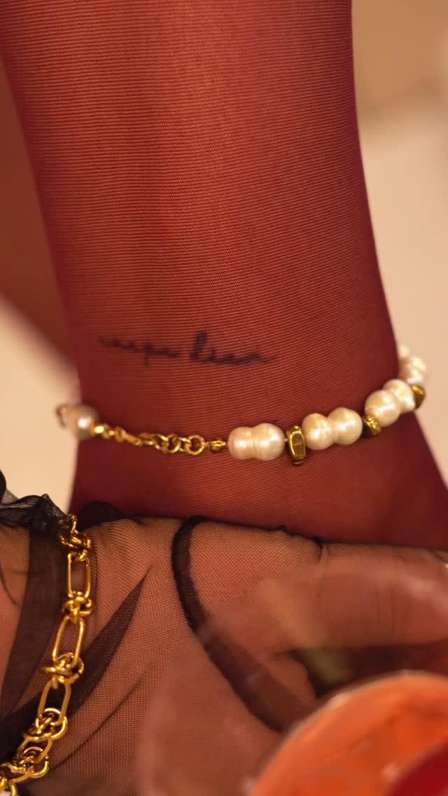 I nostri saldi invernali hanno inizio adesso con -50% su tutto il nostro sito!
Corri a mettere nel carrello i tuoi gioielli preferiti prima che sia troppo tardi solo su www.nicarejewels.it 🫵🏼✨
#idearegalo
#regalodonna
#regalospeciale
#regalounico
#ideeregalo