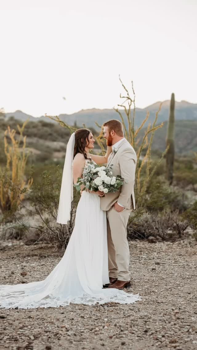 Just a little glimpse of your special day 🤍📸
Venue: @thevenueatchilleens
.
.
#weddingphotography #weddingphotographer #weddinginspiration #weddingphotos #desertphotoshoot