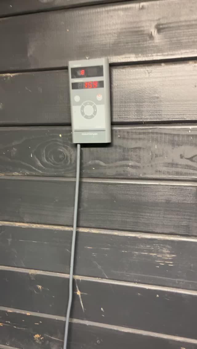 Of de oven al klaar is?…. Dat wel, maar nog te heet om uit te pakken